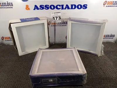 LOTE 173 - 03 LUMINÁRIAS DE EMBUTIR MARCA EDIBRAZ. (NO ESTADO) ATENÇÃO! FAZER A VISITAÇÃO ANTES DE ARREMATAR, NÃO SABEMOS SE FUNCIONA. LEILÃO NÃO TEM GARANTIA E NEM DEVOLUÇÃO, SUJEITO A POSSÍVEIS AVARIAS VISÍVEIS/OCULTAS E/OU AUSÊNCIA DE COMPONENTES.