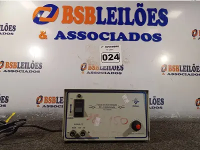LOTE 024 - 01 FONTE DE ALIMENTAÇÃO ESTABILIZADA 12V 3 A. (NO ESTADO) ATENÇÃO! FAZER A VISITAÇÃO ANTES DE ARREMATAR, NÃO SABEMOS SE FUNCIONA. LEILÃO NÃO TEM GARANTIA E NEM DEVOLUÇÃO, SUJEITO A POSSÍVEIS AVARIAS VISÍVEIS/OCULTAS E/OU AUSÊNCIA DE COMPONENTES.