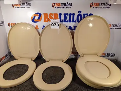 LOTE 073 - 05 ASSENTOS PARA VASO SANITÁRIO. (NO ESTADO) ATENÇÃO! FAZER A VISITAÇÃO ANTES DE ARREMATAR, NÃO SABEMOS SE FUNCIONA. LEILÃO NÃO TEM GARANTIA E NEM DEVOLUÇÃO, SUJEITO A POSSÍVEIS AVARIAS VISÍVEIS/OCULTAS E/OU AUSÊNCIA DE COMPONENTES.