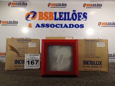 LOTE 167 - 03 PLAFONS DE SOBREPOR 20X20. (NO ESTADO) ATENÇÃO! FAZER A VISITAÇÃO ANTES DE ARREMATAR, NÃO SABEMOS SE FUNCIONA. LEILÃO NÃO TEM GARANTIA E NEM DEVOLUÇÃO, SUJEITO A POSSÍVEIS AVARIAS VISÍVEIS/OCULTAS E/OU AUSÊNCIA DE COMPONENTES.