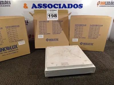LOTE 198 - 03 PLAFONS DE SOBREPOR 30X30 MARCAS INCOLUSTRE. (NO ESTADO) ATENÇÃO! FAZER A VISITAÇÃO ANTES DE ARREMATAR, NÃO SABEMOS SE FUNCIONA. LEILÃO NÃO TEM GARANTIA E NEM DEVOLUÇÃO, SUJEITO A POSSÍVEIS AVARIAS VISÍVEIS/OCULTAS E/OU AUSÊNCIA DE COMPONENTES.