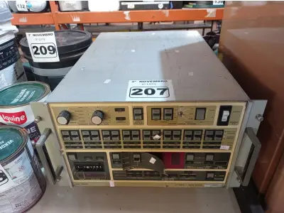 LOTE 207 - 01 MULTIPLEXER LINK MODELO 8240. (NO ESTADO) ATENÇÃO! FAZER A VISITAÇÃO ANTES DE ARREMATAR, NÃO SABEMOS SE FUNCIONA. LEILÃO NÃO TEM GARANTIA E NEM DEVOLUÇÃO, SUJEITO A POSSÍVEIS AVARIAS VISÍVEIS/OCULTAS E/OU AUSÊNCIA DE COMPONENTES.