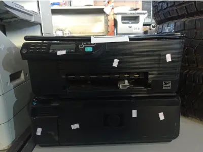LOTE 241 - 04 IMPRESSORAS MARCAS E MODELOS DIVERSOS. (NO ESTADO) ATENÇÃO! FAZER A VISITAÇÃO ANTES DE ARREMATAR, NÃO SABEMOS SE FUNCIONA. LEILÃO NÃO TEM GARANTIA E NEM DEVOLUÇÃO, SUJEITO A POSSÍVEIS AVARIAS VISÍVEIS/OCULTAS E/OU AUSÊNCIA DE COMPONENTES.