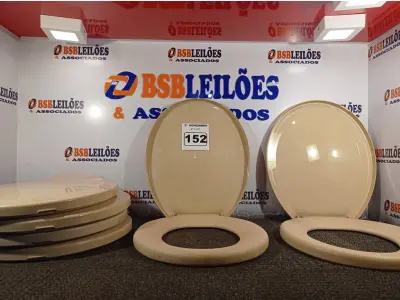 LOTE 152 - 06 ASSENTOS PARA VASO SANITÁRIO. (NO ESTADO) ATENÇÃO! FAZER A VISITAÇÃO ANTES DE ARREMATAR, NÃO SABEMOS SE FUNCIONA. LEILÃO NÃO TEM GARANTIA E NEM DEVOLUÇÃO, SUJEITO A POSSÍVEIS AVARIAS VISÍVEIS/OCULTAS E/OU AUSÊNCIA DE COMPONENTES.