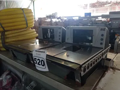 LOTE 520 - 02 BALANÇAS PARA CAIXA DE SUPERMERCADO. (NO ESTADO) ATENÇÃO! FAZER A VISITAÇÃO ANTES DE ARREMATAR, NÃO SABEMOS SE FUNCIONA. LEILÃO NÃO TEM GARANTIA E NEM DEVOLUÇÃO, SUJEITO A POSSÍVEIS AVARIAS VISÍVEIS/OCULTAS E/OU AUSÊNCIA DE COMPONENTES.