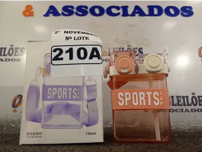 LOTE 210 - 01 GARRAFA PARA CRIANÇA. (NO ESTADO) ATENÇÃO! FAZER A VISITAÇÃO ANTES DE ARREMATAR, NÃO SABEMOS SE FUNCIONA. LEILÃO NÃO TEM GARANTIA E NEM DEVOLUÇÃO, SUJEITO A POSSÍVEIS AVARIAS VISÍVEIS/OCULTAS E/OU AUSÊNCIA DE COMPONENTES.