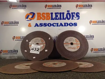 LOTE 432 - 05 DISCOS PARA SERRA DE BANCADA. (NO ESTADO) ATENÇÃO! FAZER A VISITAÇÃO ANTES DE ARREMATAR, NÃO SABEMOS SE FUNCIONA. LEILÃO NÃO TEM GARANTIA E NEM DEVOLUÇÃO, SUJEITO A POSSÍVEIS AVARIAS VISÍVEIS/OCULTAS E/OU AUSÊNCIA DE COMPONENTES.