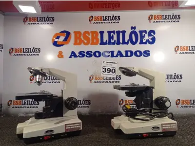 LOTE 390 - 02 BASES DE MICROSCÓPIO. (NO ESTADO) ATENÇÃO! FAZER A VISITAÇÃO ANTES DE ARREMATAR, NÃO SABEMOS SE FUNCIONA. LEILÃO NÃO TEM GARANTIA E NEM DEVOLUÇÃO, SUJEITO A POSSÍVEIS AVARIAS VISÍVEIS/OCULTAS E/OU AUSÊNCIA DE COMPONENTES.
