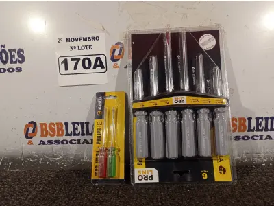 LOTE 170 - 02 KIT’S DE CHAVES FENDA/PHILIPS 06/02 PEÇAS. (NO ESTADO) ATENÇÃO! FAZER A VISITAÇÃO ANTES DE ARREMATAR, NÃO SABEMOS SE FUNCIONA. LEILÃO NÃO TEM GARANTIA E NEM DEVOLUÇÃO, SUJEITO A POSSÍVEIS AVARIAS VISÍVEIS/OCULTAS E/OU AUSÊNCIA DE COMPONENTES.