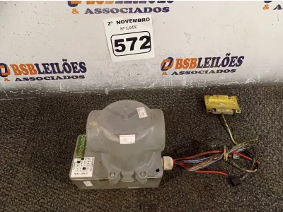 LOTE 572 - 01 AQUECEDOR PARA BANHEIRA DE HIDROMASSAGEM. (NO ESTADO) ATENÇÃO! FAZER A VISITAÇÃO ANTES DE ARREMATAR, NÃO SABEMOS SE FUNCIONA. LEILÃO NÃO TEM GARANTIA E NEM DEVOLUÇÃO, SUJEITO A POSSÍVEIS AVARIAS VISÍVEIS/OCULTAS E/OU AUSÊNCIA DE COMPONENTES.
