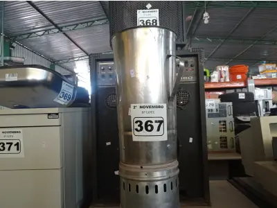 LOTE 367 - 01 LIQUIDIFICADOR INDUSTRIAL MARCA SKYMSEN. (NO ESTADO) ATENÇÃO! FAZER A VISITAÇÃO ANTES DE ARREMATAR, NÃO SABEMOS SE FUNCIONA. LEILÃO NÃO TEM GARANTIA E NEM DEVOLUÇÃO, SUJEITO A POSSÍVEIS AVARIAS VISÍVEIS/OCULTAS E/OU AUSÊNCIA DE COMPONENTES.