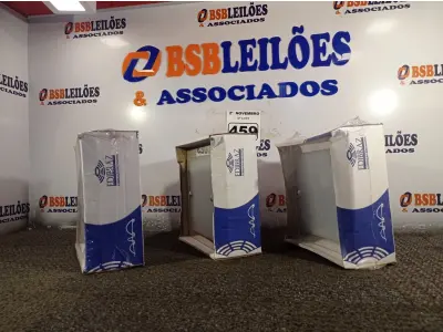 LOTE 459 - 03 LUMINÁRIAS DE EMBUTIR 20X20 MARCAS EDIBRAZ. (NO ESTADO) ATENÇÃO! FAZER A VISITAÇÃO ANTES DE ARREMATAR, NÃO SABEMOS SE FUNCIONA. LEILÃO NÃO TEM GARANTIA E NEM DEVOLUÇÃO, SUJEITO A POSSÍVEIS AVARIAS VISÍVEIS/OCULTAS E/OU AUSÊNCIA DE COMPONENTES.