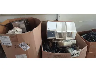LOTE 475 - 01 LOTE COM MATÉRIAS DIVERSOS. (NO ESTADO) ATENÇÃO! FAZER A VISITAÇÃO ANTES DE ARREMATAR, NÃO SABEMOS SE FUNCIONA. LEILÃO NÃO TEM GARANTIA E NEM DEVOLUÇÃO, SUJEITO A POSSÍVEIS AVARIAS VISÍVEIS/OCULTAS E/OU AUSÊNCIA DE COMPONENTES.