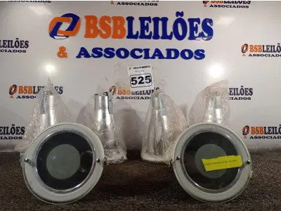 LOTE 525 - 06 LUMINÁRIAS DE EMBUTIR. (NO ESTADO) ATENÇÃO! FAZER A VISITAÇÃO ANTES DE ARREMATAR, NÃO SABEMOS SE FUNCIONA. LEILÃO NÃO TEM GARANTIA E NEM DEVOLUÇÃO, SUJEITO A POSSÍVEIS AVARIAS VISÍVEIS/OCULTAS E/OU AUSÊNCIA DE COMPONENTES.