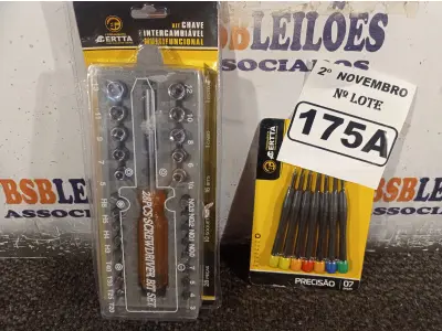 LOTE 175 - 01 KIT DE CHAVES INTERCAMBIÁVEIS MULTIFUNCIONAL E 01 KIT DE CHAVES DE PRECISÃO. (NO ESTADO) ATENÇÃO! FAZER A VISITAÇÃO ANTES DE ARREMATAR, NÃO SABEMOS SE FUNCIONA. LEILÃO NÃO TEM GARANTIA E NEM DEVOLUÇÃO, SUJEITO A POSSÍVEIS AVARIAS VISÍVEIS/OCULTAS E/OU AUSÊNCIA DE COMPONENTES.