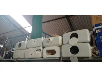 LOTE 466 - 08 CAIXAS DE DESCARGA MARCAS E MODELOS DIVERSOS. (NO ESTADO) ATENÇÃO! FAZER A VISITAÇÃO ANTES DE ARREMATAR, NÃO SABEMOS SE FUNCIONA. LEILÃO NÃO TEM GARANTIA E NEM DEVOLUÇÃO, SUJEITO A POSSÍVEIS AVARIAS VISÍVEIS/OCULTAS E/OU AUSÊNCIA DE COMPONENTES.