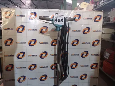 LOTE 465 - 01 ENCERADEIRA INDUSTRIAL. (NO ESTADO) ATENÇÃO! FAZER A VISITAÇÃO ANTES DE ARREMATAR, NÃO SABEMOS SE FUNCIONA. LEILÃO NÃO TEM GARANTIA E NEM DEVOLUÇÃO, SUJEITO A POSSÍVEIS AVARIAS VISÍVEIS/OCULTAS E/OU AUSÊNCIA DE COMPONENTES.