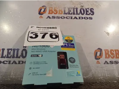 LOTE 376 - 01 ADAPTADOR WIRELESS TPLINK AC 1300. (NO ESTADO) ATENÇÃO! FAZER A VISITAÇÃO ANTES DE ARREMATAR, NÃO SABEMOS SE FUNCIONA. LEILÃO NÃO TEM GARANTIA E NEM DEVOLUÇÃO, SUJEITO A POSSÍVEIS AVARIAS VISÍVEIS/OCULTAS E/OU AUSÊNCIA DE COMPONENTES.