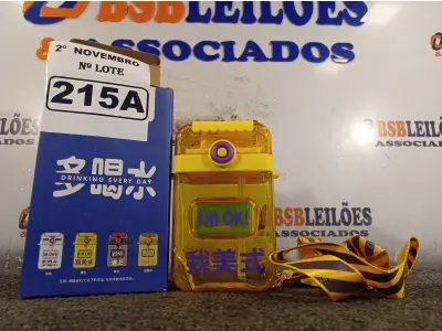 LOTE 215 - 01 GARRAFA PARA CRIANÇA. (NO ESTADO) ATENÇÃO! FAZER A VISITAÇÃO ANTES DE ARREMATAR, NÃO SABEMOS SE FUNCIONA. LEILÃO NÃO TEM GARANTIA E NEM DEVOLUÇÃO, SUJEITO A POSSÍVEIS AVARIAS VISÍVEIS/OCULTAS E/OU AUSÊNCIA DE COMPONENTES.