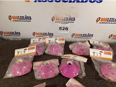 LOTE 526 - 10 PLAFONIER PVC 1XE27. (NO ESTADO) ATENÇÃO! FAZER A VISITAÇÃO ANTES DE ARREMATAR, NÃO SABEMOS SE FUNCIONA. LEILÃO NÃO TEM GARANTIA E NEM DEVOLUÇÃO, SUJEITO A POSSÍVEIS AVARIAS VISÍVEIS/OCULTAS E/OU AUSÊNCIA DE COMPONENTES.