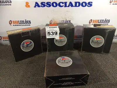 LOTE 539 - 04 LUMINÁRIAS DE EMBUTIR 20X20 5380 PIULUCECE. (NO ESTADO) ATENÇÃO! FAZER A VISITAÇÃO ANTES DE ARREMATAR, NÃO SABEMOS SE FUNCIONA. LEILÃO NÃO TEM GARANTIA E NEM DEVOLUÇÃO, SUJEITO A POSSÍVEIS AVARIAS VISÍVEIS/OCULTAS E/OU AUSÊNCIA DE COMPONENTES.
