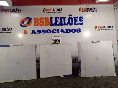 LOTE 459 - 03 LUMINÁRIAS DE EMBUTIR 20X20 MARCAS EDIBRAZ. (NO ESTADO) ATENÇÃO! FAZER A VISITAÇÃO ANTES DE ARREMATAR, NÃO SABEMOS SE FUNCIONA. LEILÃO NÃO TEM GARANTIA E NEM DEVOLUÇÃO, SUJEITO A POSSÍVEIS AVARIAS VISÍVEIS/OCULTAS E/OU AUSÊNCIA DE COMPONENTES.