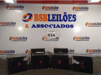 LOTE 534 - 06 ARANDELAS PIOLUCE. (NO ESTADO) ATENÇÃO! FAZER A VISITAÇÃO ANTES DE ARREMATAR, NÃO SABEMOS SE FUNCIONA. LEILÃO NÃO TEM GARANTIA E NEM DEVOLUÇÃO, SUJEITO A POSSÍVEIS AVARIAS VISÍVEIS/OCULTAS E/OU AUSÊNCIA DE COMPONENTES.