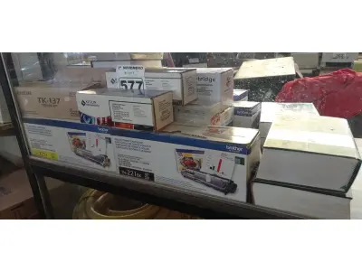 LOTE 577 - 01 LOTE COM VÁRIOS TONERS MARCAS E MODELOS DIVERSOS. (NO ESTADO) ATENÇÃO! FAZER A VISITAÇÃO ANTES DE ARREMATAR, NÃO SABEMOS SE FUNCIONA. LEILÃO NÃO TEM GARANTIA E NEM DEVOLUÇÃO, SUJEITO A POSSÍVEIS AVARIAS VISÍVEIS/OCULTAS E/OU AUSÊNCIA DE COMPONENTES.
