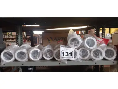 LOTE 131 - 11 LUMINÁRIAS DE SOBREPOR. (NO ESTADO) ATENÇÃO! FAZER A VISITAÇÃO ANTES DE ARREMATAR, NÃO SABEMOS SE FUNCIONA. LEILÃO NÃO TEM GARANTIA E NEM DEVOLUÇÃO, SUJEITO A POSSÍVEIS AVARIAS VISÍVEIS/OCULTAS E/OU AUSÊNCIA DE COMPONENTES.