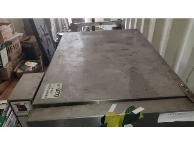 LOTE 020 - 01 FORNO COMBINADO ELÉTRICO INDUSTRIAL. OBS: O FORNO COMBINADO TRAZ ESSE NOME PORQUE ELE COMBINA AS FUNÇÕES DE COCÇÃO NO VAPOR, ÁGUA QUENTE OU AMBAS SIMULTANEAMENTE POR MEIO DE UMA OU MAIS TURBINAS. É POSSÍVEL ELABORAR VÁRIOS PRATOS AO MESMO TEMPO, TRAZENDO AGILIDADE NA COZINHA). (NO ESTADO, NÃO SABEMOS SE FUNCIONA. LEILÃO NÃO TEM GARANTIA E NEM DEVOLUÇÃO).