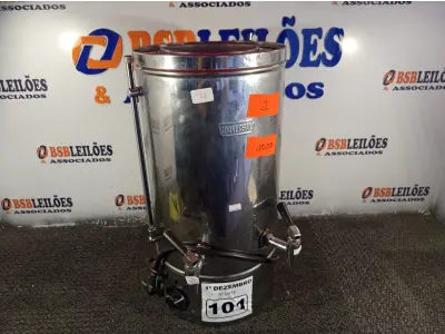 LOTE 101 - 01 CAFETEIRA INDUSTRIAL. (NO ESTADO) ATENÇÃO! FAZER A VISITAÇÃO ANTES DE ARREMATAR, NÃO SABEMOS SE FUNCIONA. LEILÃO NÃO TEM GARANTIA E NEM DEVOLUÇÃO, SUJEITO A POSSÍVEIS AVARIAS VISÍVEIS/OCULTAS E/OU AUSÊNCIA DE COMPONENTES.