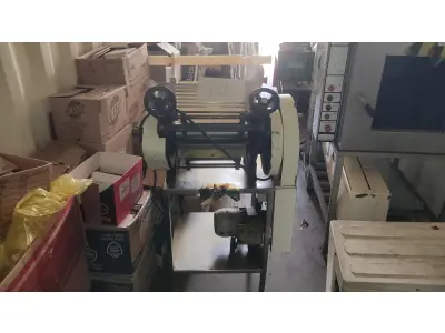 LOTE 019 - 01 MASSEIRA INDUSTRIAL. (NO ESTADO, NÃO SABEMOS SE FUNCIONA. LEILÃO NÃO TEM GARANTIA E NEM DEVOLUÇÃO). 