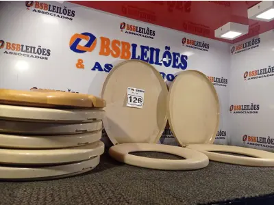 LOTE 126 - 08 ASSENTOS PARA VASO SANITÁRIO MARCAS E MODELOS DIVERSOS. (NO ESTADO) ATENÇÃO! FAZER A VISITAÇÃO ANTES DE ARREMATAR, NÃO SABEMOS SE FUNCIONA. LEILÃO NÃO TEM GARANTIA E NEM DEVOLUÇÃO, SUJEITO A POSSÍVEIS AVARIAS VISÍVEIS/OCULTAS E/OU AUSÊNCIA DE COMPONENTES.
