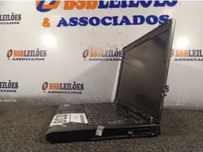LOTE 038 - 01 NOTEBOOK MARCA LENOVO. (NO ESTADO) ATENÇÃO! FAZER A VISITAÇÃO ANTES DE ARREMATAR, NÃO SABEMOS SE FUNCIONA. LEILÃO NÃO TEM GARANTIA E NEM DEVOLUÇÃO, SUJEITO A POSSÍVEIS AVARIAS VISÍVEIS/OCULTAS E/OU AUSÊNCIA DE COMPONENTES.