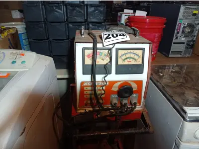 LOTE 204 - 01 AUXILIAR DE PARTIDA ASE 1200. (NO ESTADO) ATENÇÃO! FAZER A VISITAÇÃO ANTES DE ARREMATAR, NÃO SABEMOS SE FUNCIONA. LEILÃO NÃO TEM GARANTIA E NEM DEVOLUÇÃO, SUJEITO A POSSÍVEIS AVARIAS VISÍVEIS/OCULTAS E/OU AUSÊNCIA DE COMPONENTES.