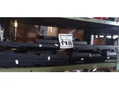 LOTE 116 - 07 MONITORES MARCAS E MODELOS DIVERSOS PARA RETIRADA DE PEÇAS. (NO ESTADO) ATENÇÃO! FAZER A VISITAÇÃO ANTES DE ARREMATAR, NÃO SABEMOS SE FUNCIONA. LEILÃO NÃO TEM GARANTIA E NEM DEVOLUÇÃO, SUJEITO A POSSÍVEIS AVARIAS VISÍVEIS/OCULTAS E/OU AUSÊNCIA DE COMPONENTES.