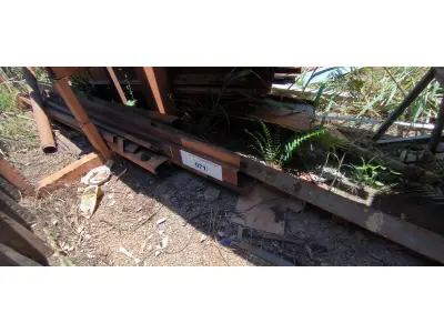 LOTE 071 - 01 LOTE COM FERRAGENS DIVERSAS (NO ESTADO, NÃO SABEMOS SE FUNCIONA. LEILÃO NÃO TEM GARANTIA E NEM DEVOLUÇÃO).