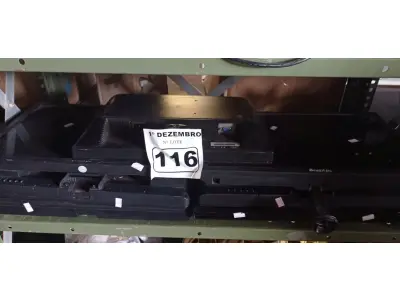 LOTE 116 - 07 MONITORES MARCAS E MODELOS DIVERSOS PARA RETIRADA DE PEÇAS. (NO ESTADO) ATENÇÃO! FAZER A VISITAÇÃO ANTES DE ARREMATAR, NÃO SABEMOS SE FUNCIONA. LEILÃO NÃO TEM GARANTIA E NEM DEVOLUÇÃO, SUJEITO A POSSÍVEIS AVARIAS VISÍVEIS/OCULTAS E/OU AUSÊNCIA DE COMPONENTES.