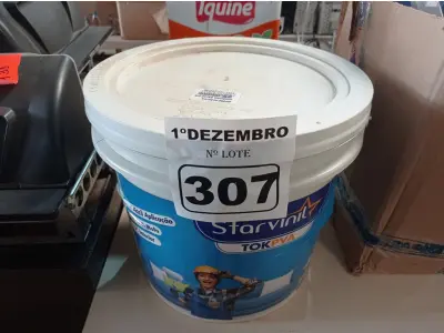 LOTE 307 - 01 BALDE DE MASSA ACRÍLICA STAR VINIL TOK PVA 16L. (NO ESTADO) ATENÇÃO! FAZER A VISITAÇÃO ANTES DE ARREMATAR, NÃO SABEMOS SE FUNCIONA. LEILÃO NÃO TEM GARANTIA E NEM DEVOLUÇÃO, SUJEITO A POSSÍVEIS AVARIAS VISÍVEIS/OCULTAS E/OU AUSÊNCIA DE COMPONENTES.
