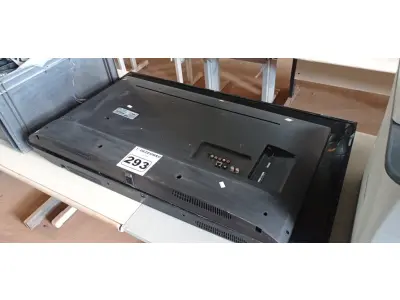 LOTE 293 - 02 TV’S MARCAS E MODELOS DIVERSOS PARA RETIRADA DE PEÇAS. (NO ESTADO) ATENÇÃO! FAZER A VISITAÇÃO ANTES DE ARREMATAR, NÃO SABEMOS SE FUNCIONA. LEILÃO NÃO TEM GARANTIA E NEM DEVOLUÇÃO, SUJEITO A POSSÍVEIS AVARIAS VISÍVEIS/OCULTAS E/OU AUSÊNCIA DE COMPONENTES.
