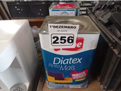 LOTE 256 - 01 LATA DE TINTA IQUINE DIATEX PINTA MAIS 18L FOSCO BASE “P”. (NO ESTADO) ATENÇÃO! FAZER A VISITAÇÃO ANTES DE ARREMATAR, NÃO SABEMOS SE FUNCIONA. LEILÃO NÃO TEM GARANTIA E NEM DEVOLUÇÃO, SUJEITO A POSSÍVEIS AVARIAS VISÍVEIS/OCULTAS E/OU AUSÊNCIA DE COMPONENTES.