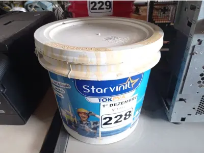 LOTE 228 - 01 BALDE DE MASSA ACRÍLICA STAR VINIL TOK PVA 16L. (NO ESTADO) ATENÇÃO! FAZER A VISITAÇÃO ANTES DE ARREMATAR, NÃO SABEMOS SE FUNCIONA. LEILÃO NÃO TEM GARANTIA E NEM DEVOLUÇÃO, SUJEITO A POSSÍVEIS AVARIAS VISÍVEIS/OCULTAS E/OU AUSÊNCIA DE COMPONENTES.