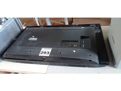 LOTE 293 - 02 TV’S MARCAS E MODELOS DIVERSOS PARA RETIRADA DE PEÇAS. (NO ESTADO) ATENÇÃO! FAZER A VISITAÇÃO ANTES DE ARREMATAR, NÃO SABEMOS SE FUNCIONA. LEILÃO NÃO TEM GARANTIA E NEM DEVOLUÇÃO, SUJEITO A POSSÍVEIS AVARIAS VISÍVEIS/OCULTAS E/OU AUSÊNCIA DE COMPONENTES.