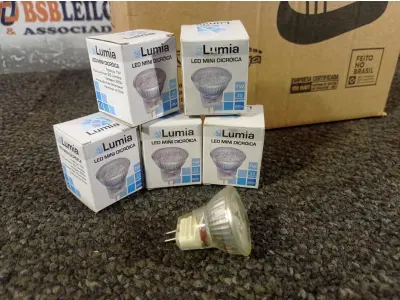 LOTE 110 - 01 LOTE COM APROXIMADAMENTE 80 LÂMPADAS DICROICA 1W 220V. (NO ESTADO) ATENÇÃO! FAZER A VISITAÇÃO ANTES DE ARREMATAR, NÃO SABEMOS SE FUNCIONA. LEILÃO NÃO TEM GARANTIA E NEM DEVOLUÇÃO, SUJEITO A POSSÍVEIS AVARIAS VISÍVEIS/OCULTAS E/OU AUSÊNCIA DE COMPONENTES.