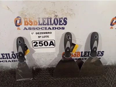 LOTE 250 - 03 ESPÁTULAS. (NO ESTADO) ATENÇÃO! FAZER A VISITAÇÃO ANTES DE ARREMATAR, NÃO SABEMOS SE FUNCIONA. LEILÃO NÃO TEM GARANTIA E NEM DEVOLUÇÃO, SUJEITO A POSSÍVEIS AVARIAS VISÍVEIS/OCULTAS E/OU AUSÊNCIA DE COMPONENTES.