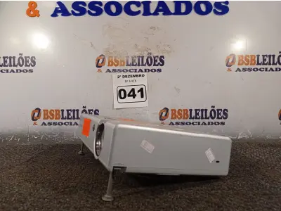LOTE 040 - 03 SANDUICHEIRAS E 06 FERROS DE PASSAR ROUPAS MARCAS E MODELOS DIVERSOS. (NO ESTADO) ATENÇÃO! FAZER A VISITAÇÃO ANTES DE ARREMATAR, NÃO SABEMOS SE FUNCIONA. LEILÃO NÃO TEM GARANTIA E NEM DEVOLUÇÃO, SUJEITO A POSSÍVEIS AVARIAS VISÍVEIS/OCULTAS E/OU AUSÊNCIA DE COMPONENTES.