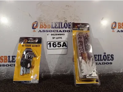 LOTE 165 - 01 KIT DE CHAVES INTERCAMBIÁVEIS MULTIFUNCIONAL E 01 KIT CHAVE ALLEN. (NO ESTADO) ATENÇÃO! FAZER A VISITAÇÃO ANTES DE ARREMATAR, NÃO SABEMOS SE FUNCIONA. LEILÃO NÃO TEM GARANTIA E NEM DEVOLUÇÃO, SUJEITO A POSSÍVEIS AVARIAS VISÍVEIS/OCULTAS E/OU AUSÊNCIA DE COMPONENTES.