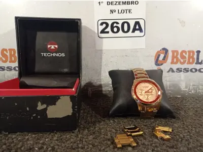 LOTE 260 - 01 RELÓGIO FEMININO MARCA TECNOS NA COR ROSÊ (NO ESTADO) ATENÇÃO! FAZER A VISITAÇÃO ANTES DE ARREMATAR, NÃO SABEMOS SE FUNCIONA. LEILÃO NÃO TEM GARANTIA E NEM DEVOLUÇÃO, SUJEITO A POSSÍVEIS AVARIAS VISÍVEIS/OCULTAS E/OU AUSÊNCIA DE COMPONENTES.