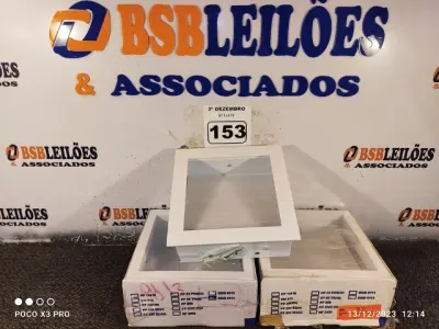 LOTE 153 - 06 LUMINÁRIAS DE EMBUTIR. (NO ESTADO) ATENÇÃO! FAZER A VISITAÇÃO ANTES DE ARREMATAR, NÃO SABEMOS SE FUNCIONA. LEILÃO NÃO TEM GARANTIA E NEM DEVOLUÇÃO, SUJEITO A POSSÍVEIS AVARIAS VISÍVEIS/OCULTAS E/OU AUSÊNCIA DE COMPONENTES.