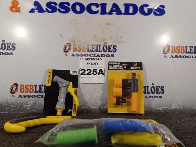 LOTE 225 - 01 KIT PARA JARDINAGEM. (NO ESTADO) ATENÇÃO! FAZER A VISITAÇÃO ANTES DE ARREMATAR, NÃO SABEMOS SE FUNCIONA. LEILÃO NÃO TEM GARANTIA E NEM DEVOLUÇÃO, SUJEITO A POSSÍVEIS AVARIAS VISÍVEIS/OCULTAS E/OU AUSÊNCIA DE COMPONENTES.